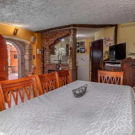 Gorgeous In With Kitchen Grižane