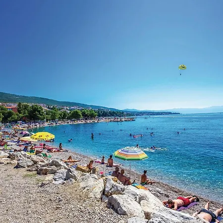 Apartment 2 Bedroom In *