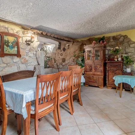 Gorgeous In With Kitchen