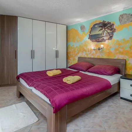 2 Bedroom In