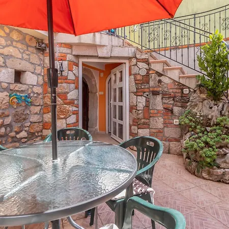 2 Bedroom In